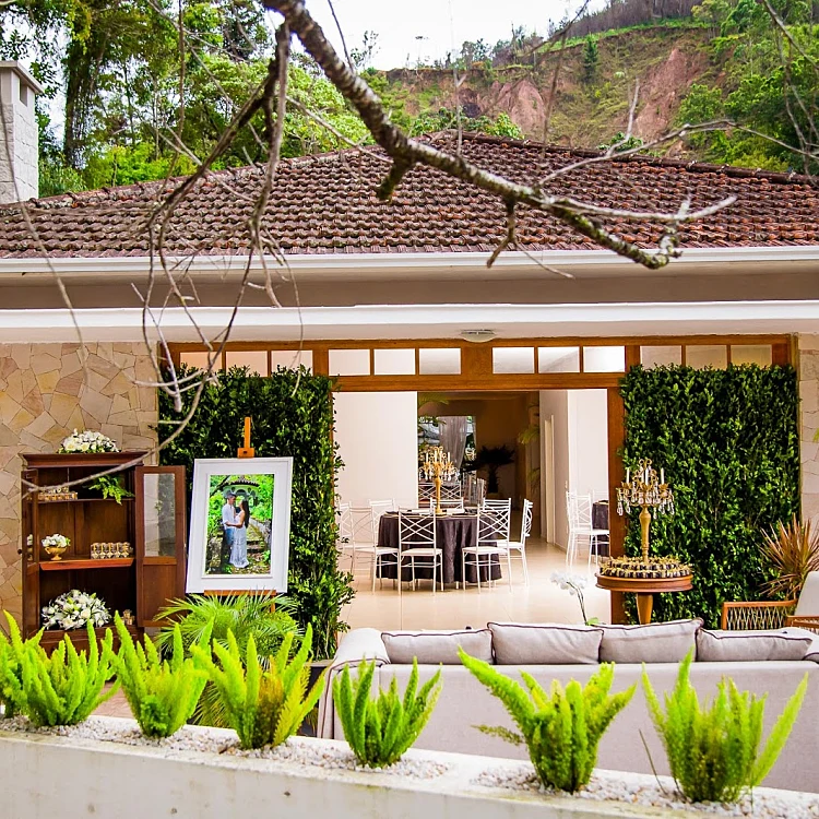 Le Paradis Buffet e Festas